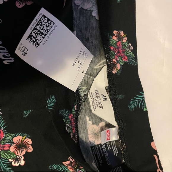 SzUS14H&M 2pc tie-detail printed blouse&printed bike short(Netflix strangers - Picture 6 of 7